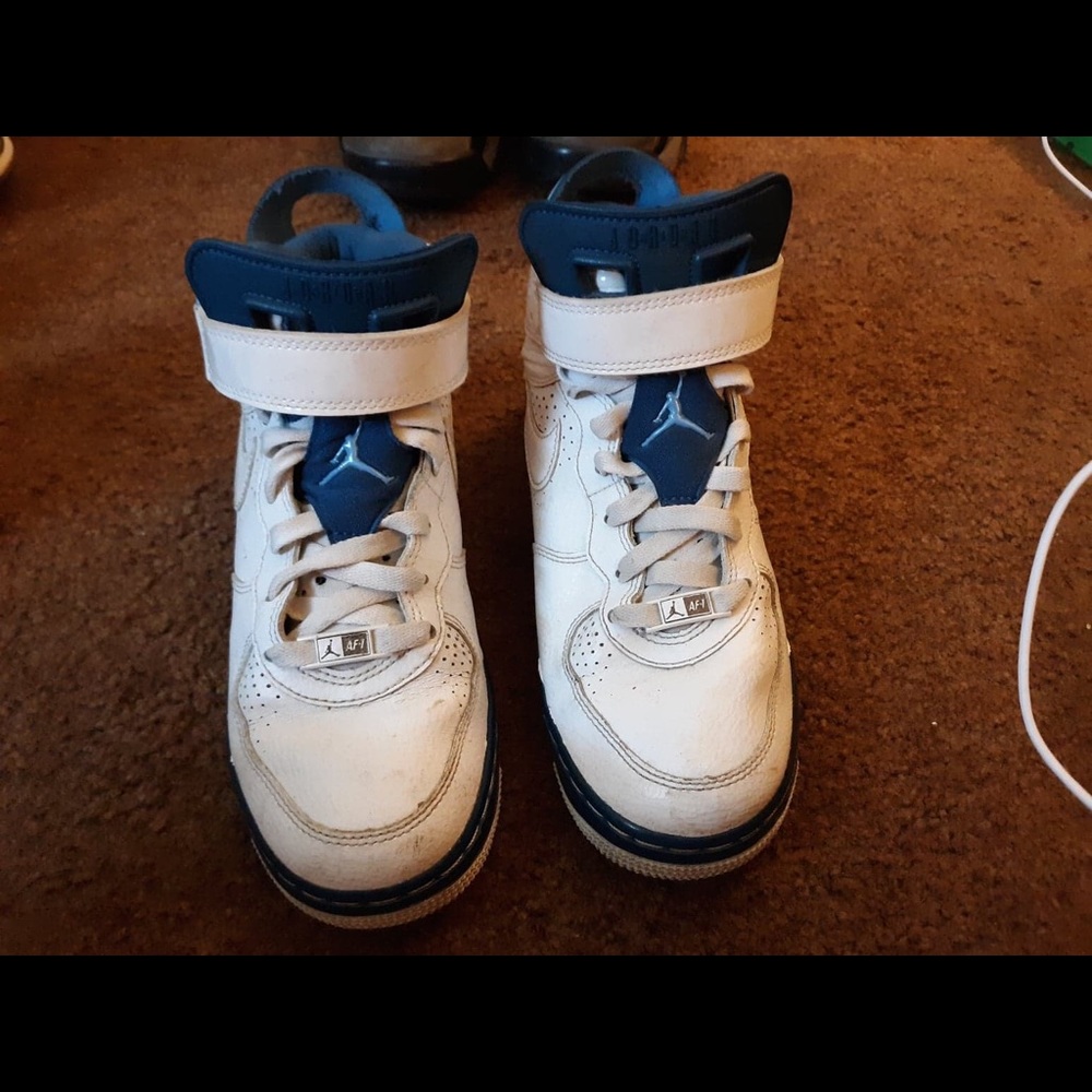 M5.5 Jordan flights